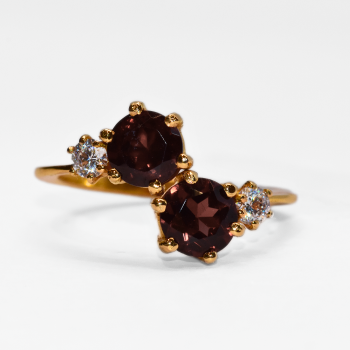 Picture of Garnet Ring